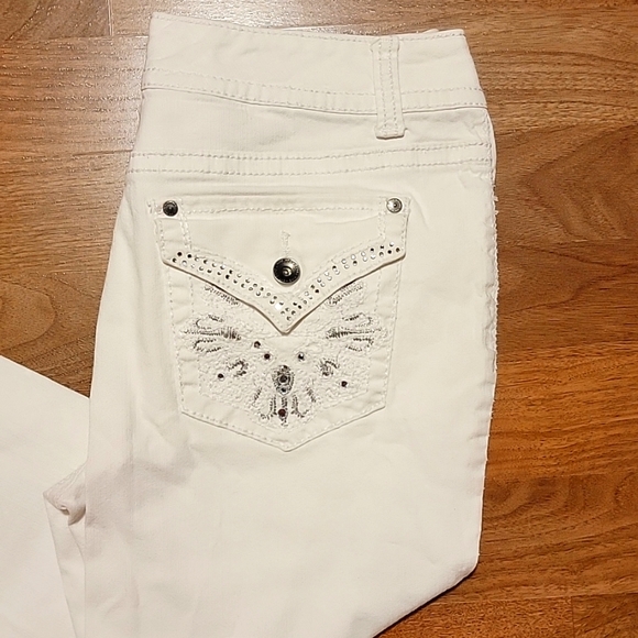 Nine West Capris - Picture 2 of 6